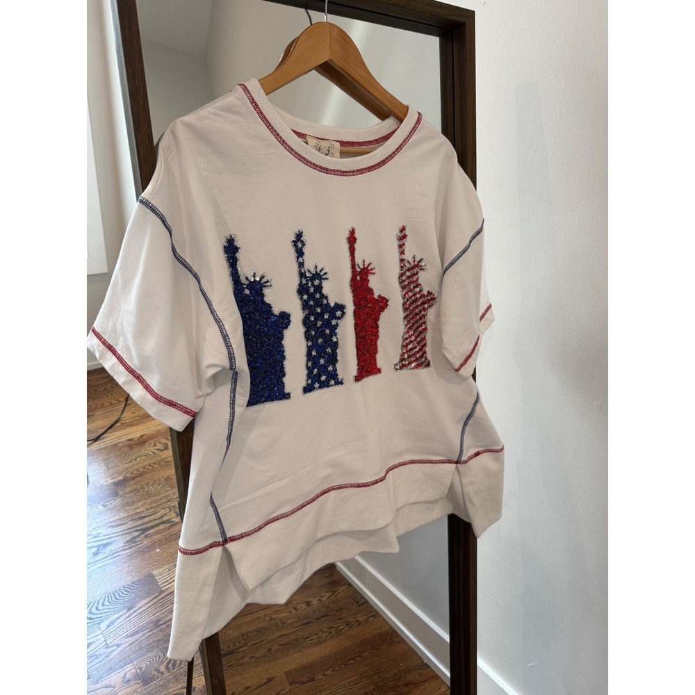 Fanatic Fawn Womens Statue of Liberty Sequin Top White Relaxed Fit Medium Knit